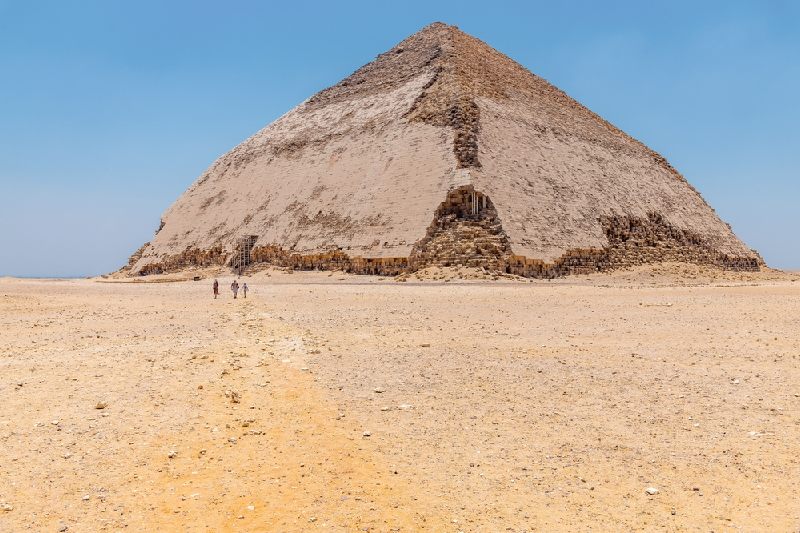 A Pirâmide Curvada de Sneferu
